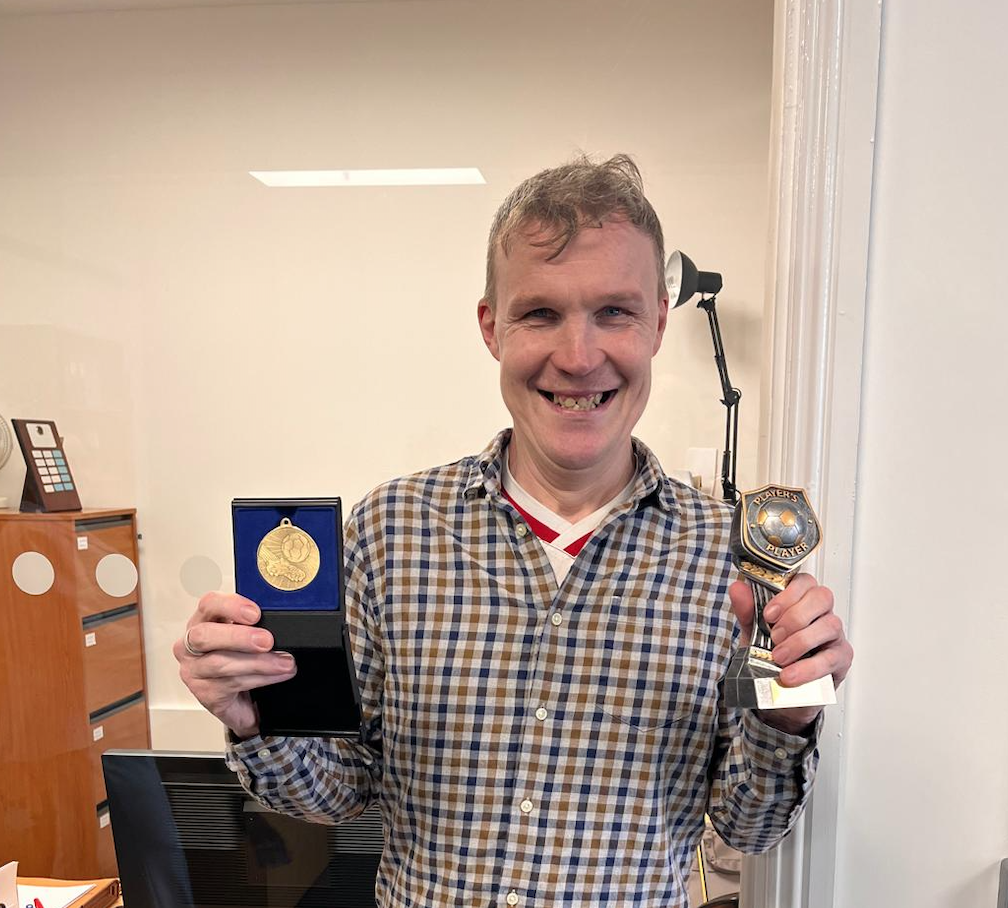 stewart winning medals in paisley